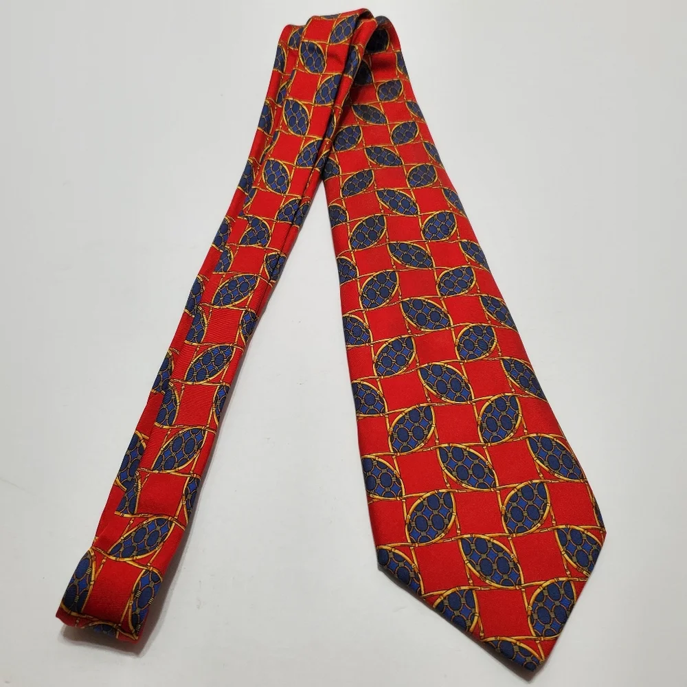 Dior Red Geometric Pattern Men's Silk Neck Tie Made in France 59x3.75" - Picture 2 of 6